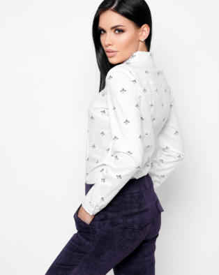 Приталенная хлопковая рубашка с пчелами 32420, Цвет: Белый, Размер: XS, изображение 4