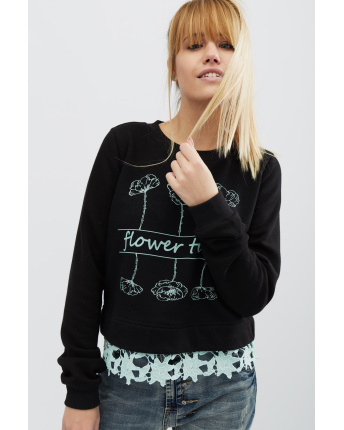 Короткий свитшот свободного кроя с принтом 31956, Цвет: Черный, Размер: XS