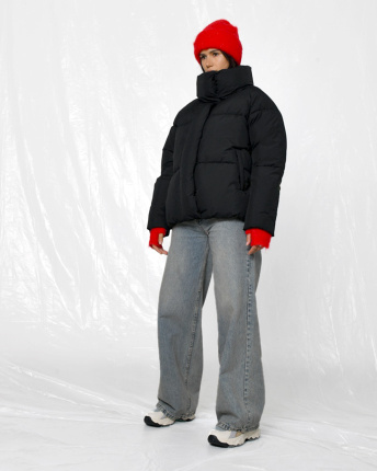 Стильний короткий пуховик чорного кольору 56093, Колір: Чорний, Розмір: XS, зображення 4