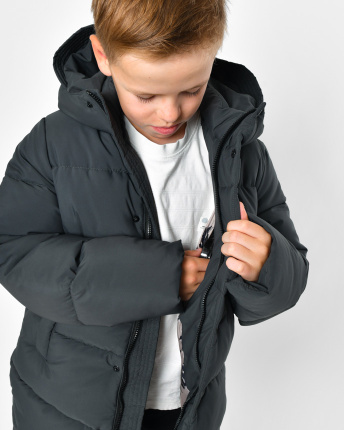 Классический зимний пуховик для мальчика цвета графит 56304, Цвет: Графит, Размер: 128, изображение 5
