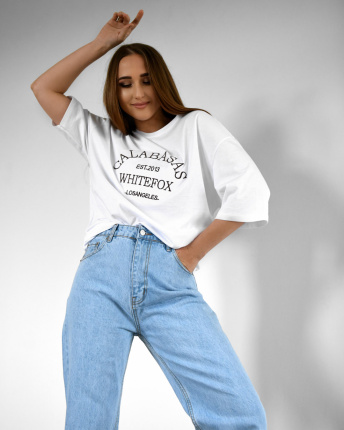 Белая женская футболка Standart с вышивкой Calabasas 57924, Цвет: Белый, Размер: L