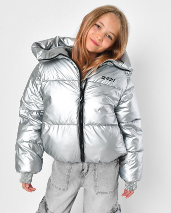 Срібний пуховик з глянцевим ефектом для дівчаток 56261, Колір: Срібний, Розмір: 128