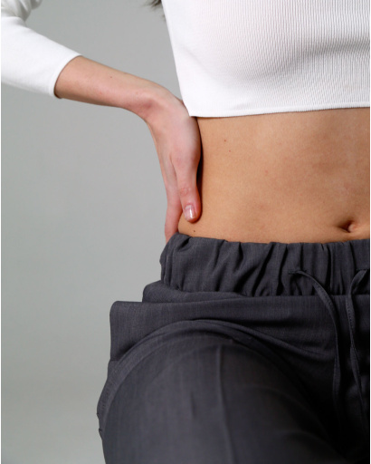 Жіночі темні брюки вільного крою 55927, Колір: Т. сірий, Розмір: XS, зображення 2