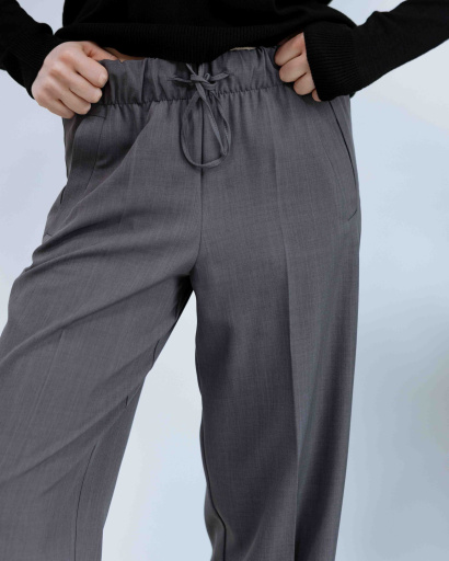 Жіночі темні брюки вільного крою 55927, Колір: Т. сірий, Розмір: XS, зображення 4