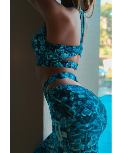 Яскравий спортивний топ із незвичайною спинкою 15990, Колір: Синій, Розмір: XS, зображення 2