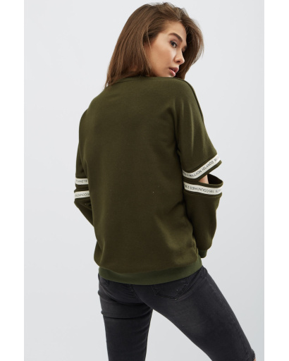 Молодежный хаки свитшот с нашивкой на груди 31964, Цвет: Оливковый, Размер: XS, изображение 4