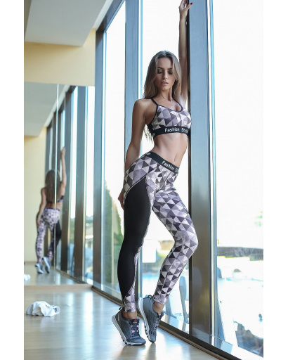 Топ з оригінальною спинкою та тонкими бретельками 15999, Колір: Чорний, Розмір: XS, зображення 2