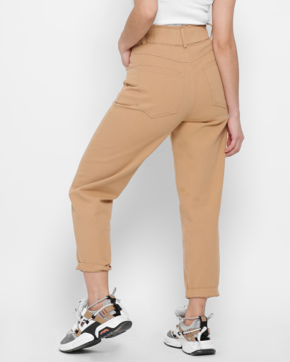 Песочные джинсы мом 43276, Цвет: Кемел, Размер: S, изображение 2