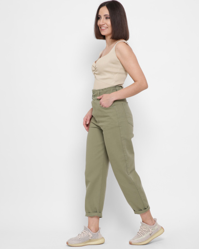 Стильні джинси мом зеленого кольору 43279, Колір: Зелений, Розмір: S, зображення 2