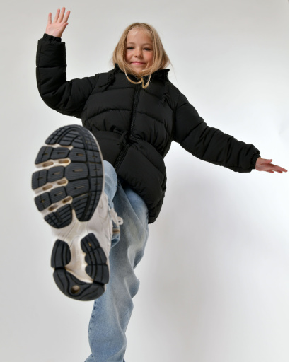 Черный детский пуховик на экопухе 56057, Цвет: Черный, Размер: 128, изображение 5