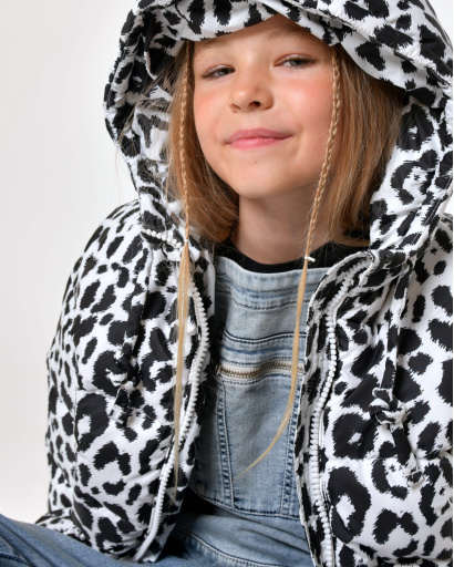 Пуховик для девочки цвета леопард 56058, Цвет: Леопард, Размер: 128, изображение 3