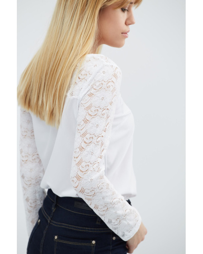 Белая блуза с гипюровыми рукавами 27442, Цвет: Белый, Размер: XS, изображение 3