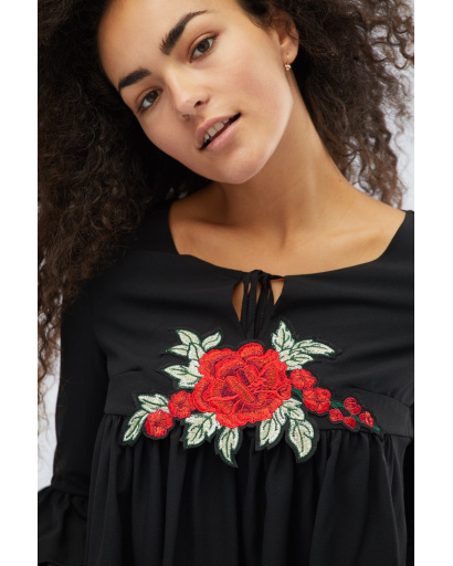 Чёрная блузка с рюшами в этническом стиле 27909, Цвет: Черный, Размер: XS, изображение 2