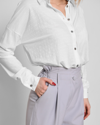 Полосатая белая рубашка с удлиненной спинкой 35114, Цвет: Белый, Размер: XS, изображение 3