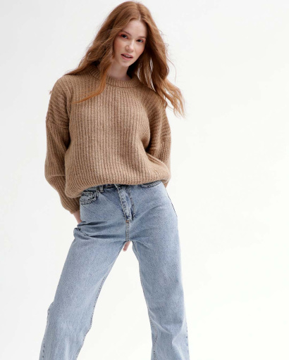 Женский бежевый свитер Oversize 55766, Цвет: Бежевый, Размер: ONE SIZE, изображение 4