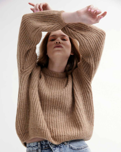 Женский бежевый свитер Oversize 55766, Цвет: Бежевый, Размер: ONE SIZE, изображение 7