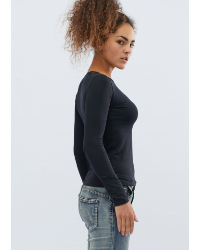 Жіночий чорний лонгслів 32074, Колір: Чорний, Розмір: S, зображення 2