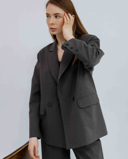 Женский серый костюм-тройка из пиджака, брюк и топа 56146, Цвет: Серый, Размер: S, изображение 6