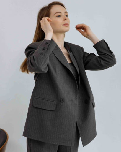 Женский серый костюм-тройка из пиджака, брюк и топа 56146, Цвет: Серый, Размер: S, изображение 10