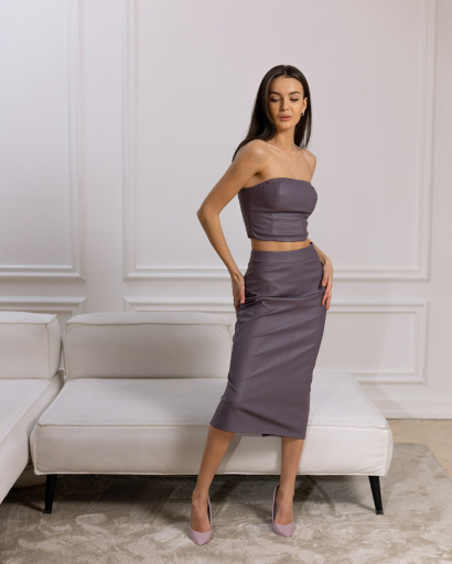 Женский лиловый костюм из матовой экокожи: топ и юбка 56156, Цвет: Лавандовый, Размер: XS, изображение 3