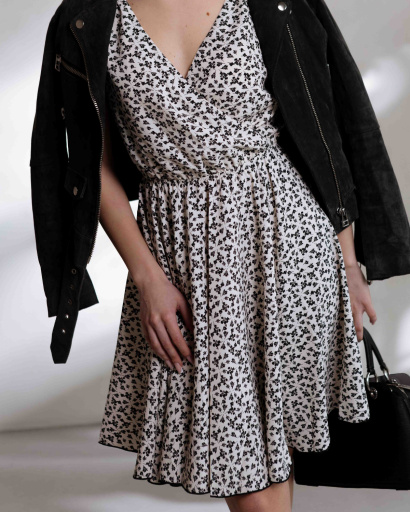 Чорна шифонова сукня з квітами 46679, Колір: Чорний, Розмір: XS, зображення 2