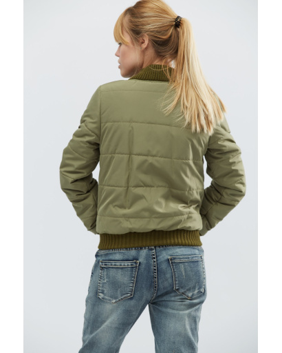 Коротка куртка з великими накладними кишенями кольору авокадо 32122, Колір: Зелений, Розмір: S, зображення 4